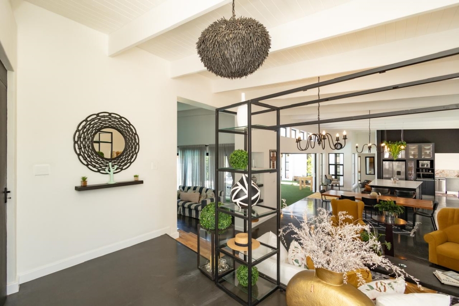 5 Bedroom Property for Sale in Elim Western Cape